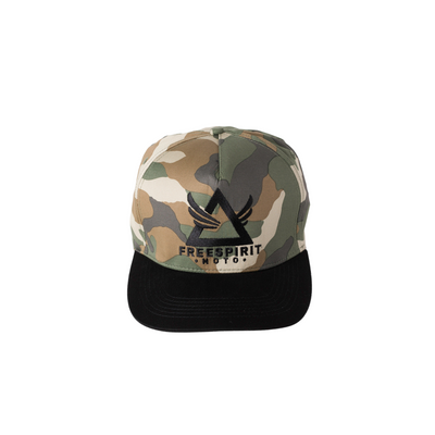 Flat Brim 5 Panel Cap in Jungle Camo