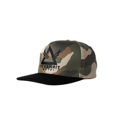 Flat Brim 5 Panel Cap in Jungle Camo